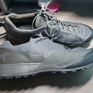 Arc'teryx Konseal FL mens shoes